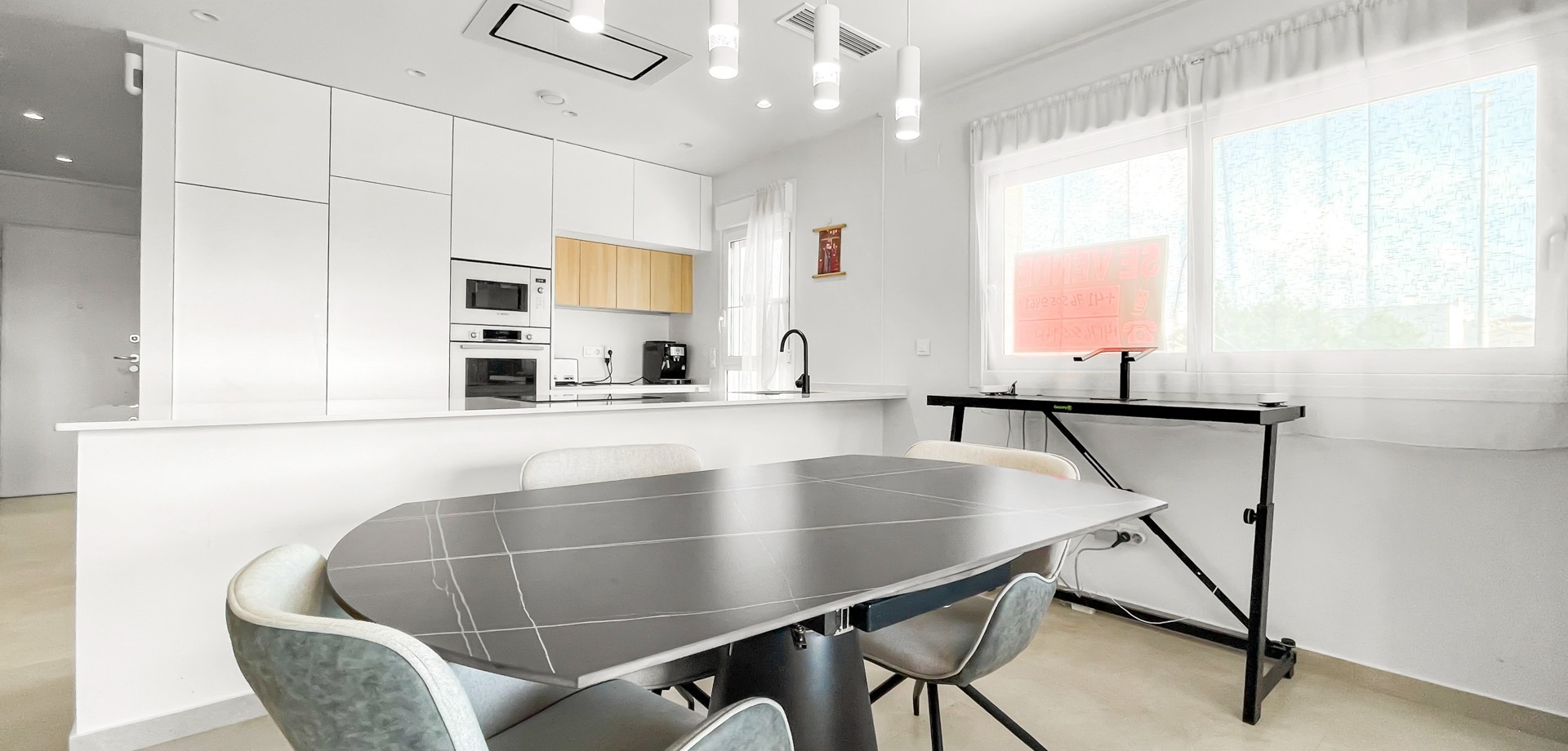 Bedroom in apartment for sale in Guardamar del Segura