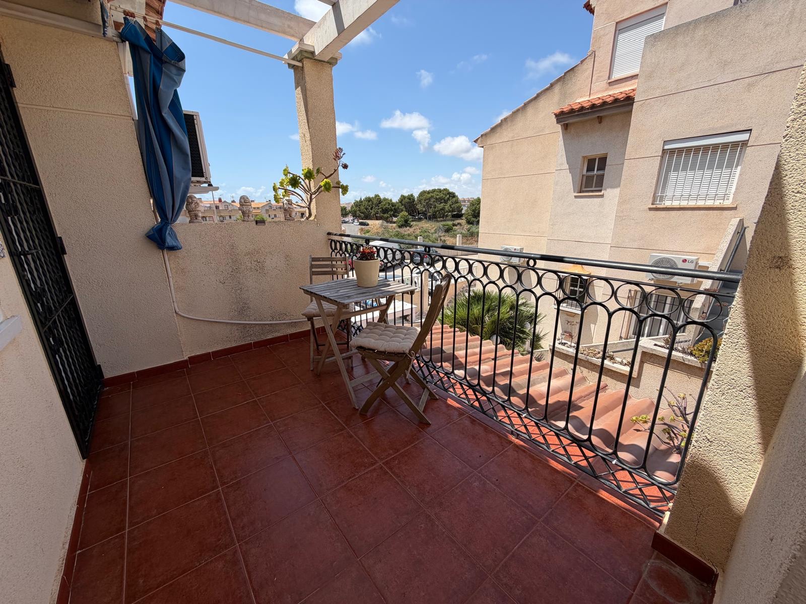 Kitchen in bungalow for sale in Orihuela Costa