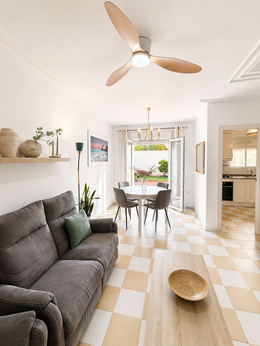 Living room in villa for sale in Torrevieja