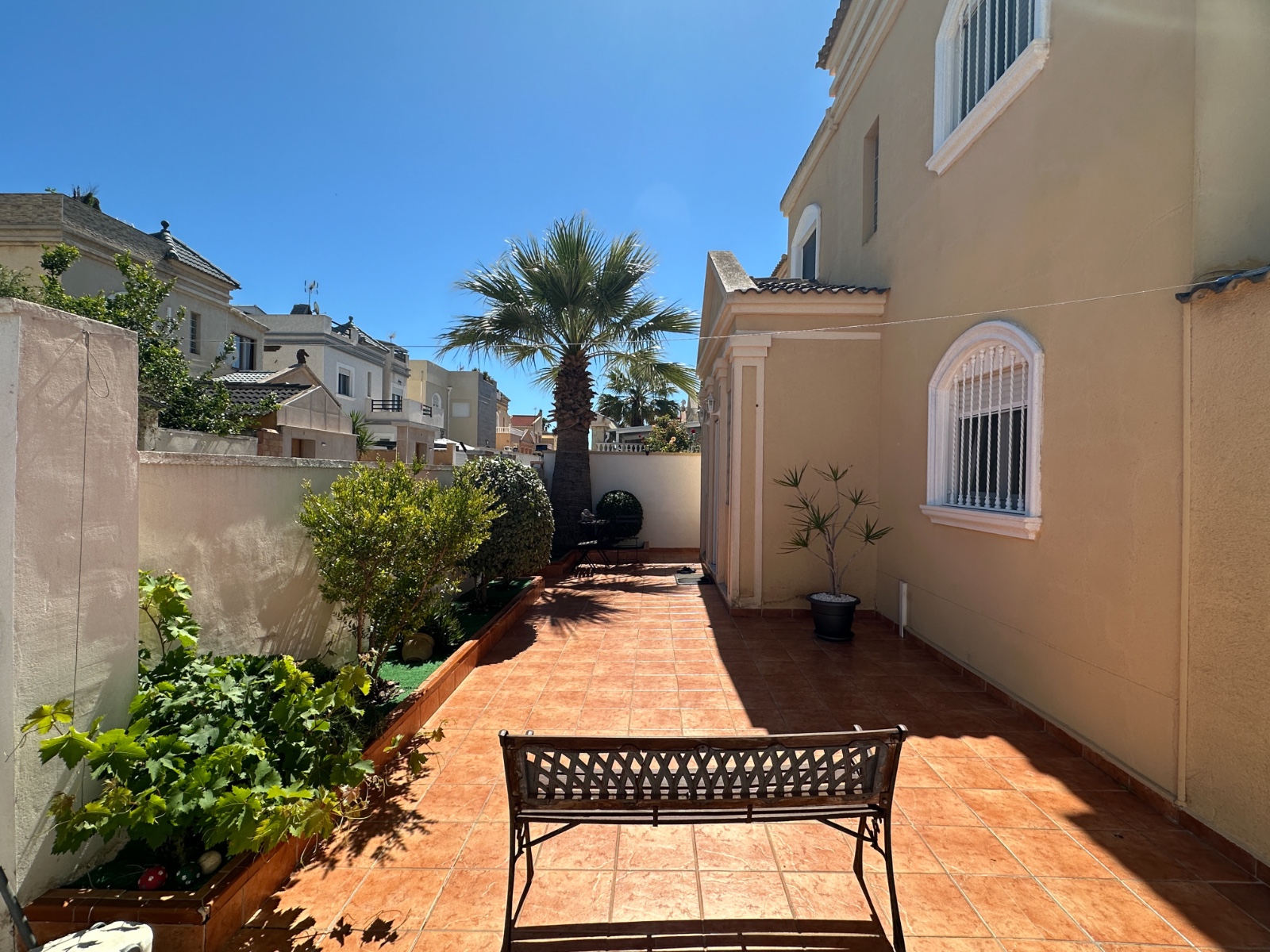 Kitchen in villa for sale in Torrevieja