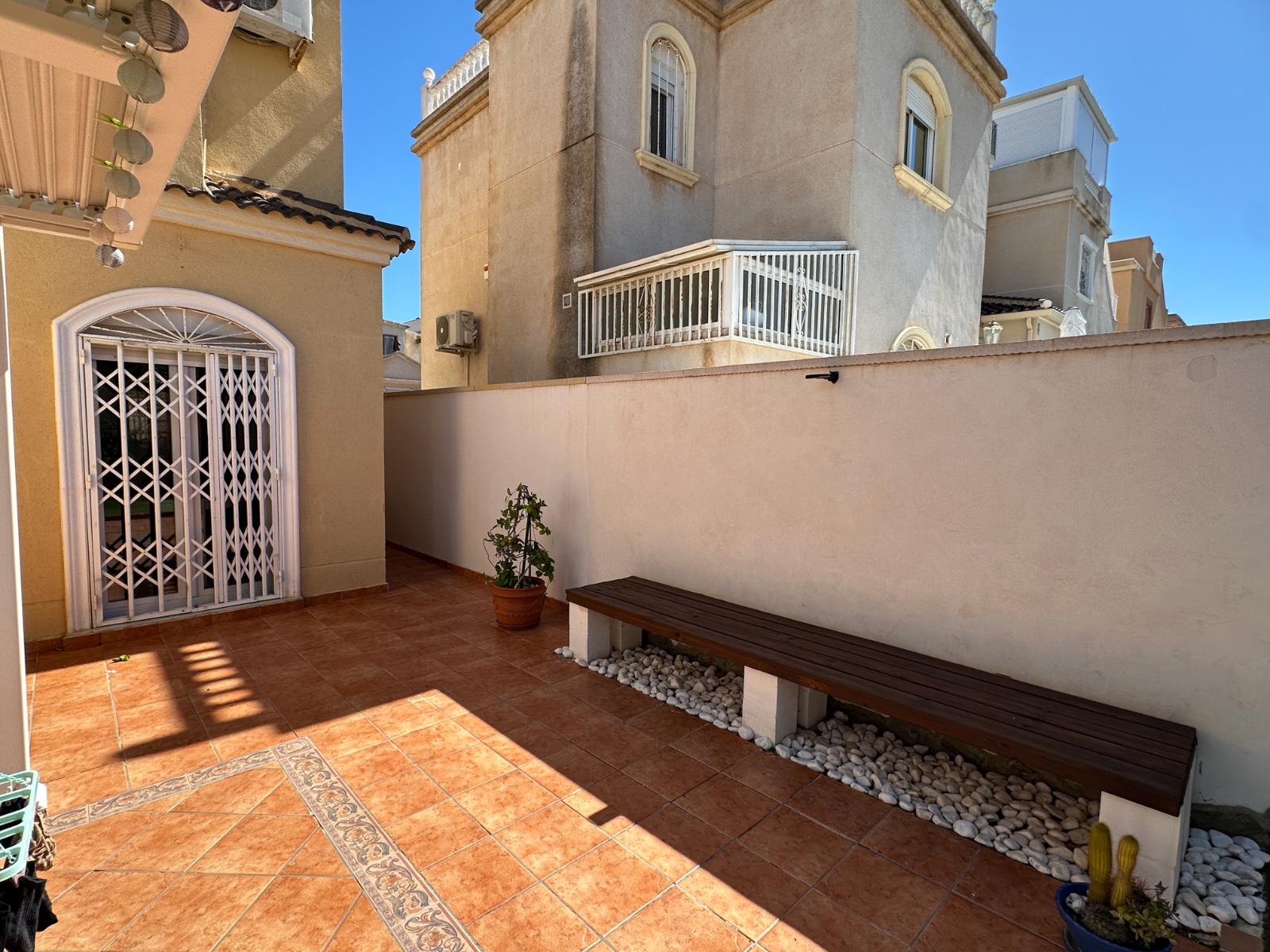 Pool area in villa for sale in Torrevieja