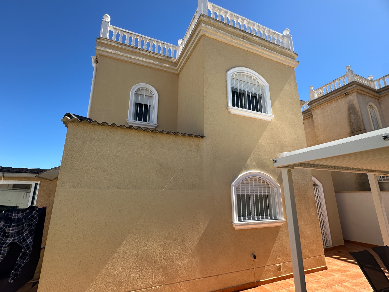 Dining area in villa for sale in Torrevieja