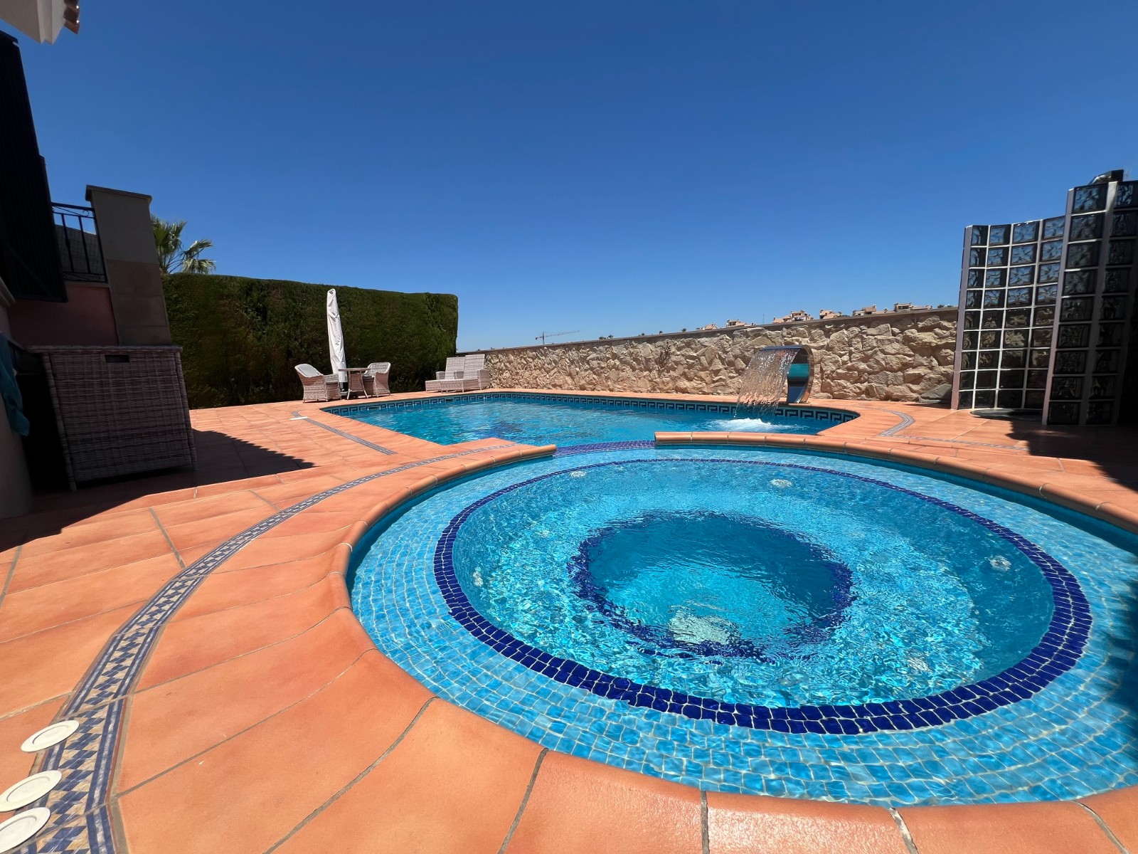 Pool area in villa for sale in Algorfa