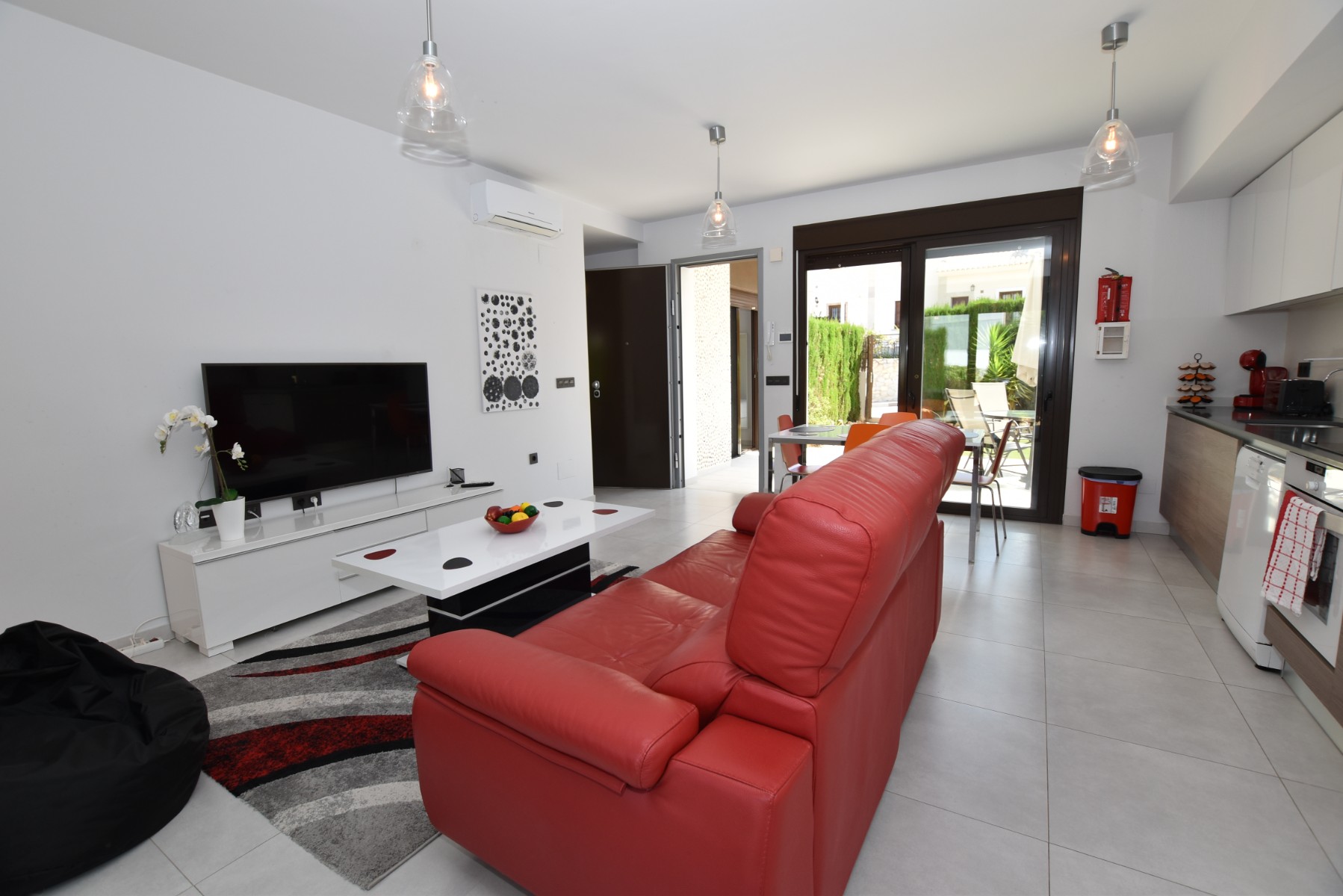Living room in apartment for sale in Algorfa