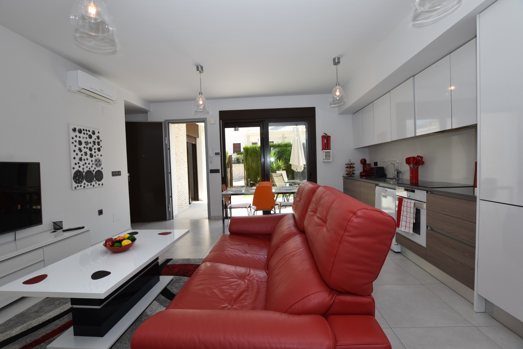 Master bedroom in apartment for sale in Algorfa