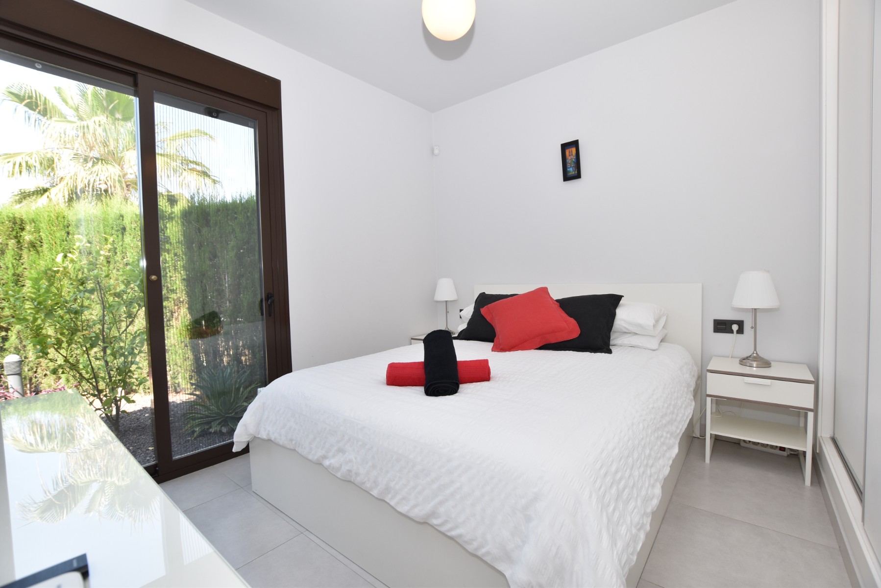 Bedroom in apartment for sale in Algorfa
