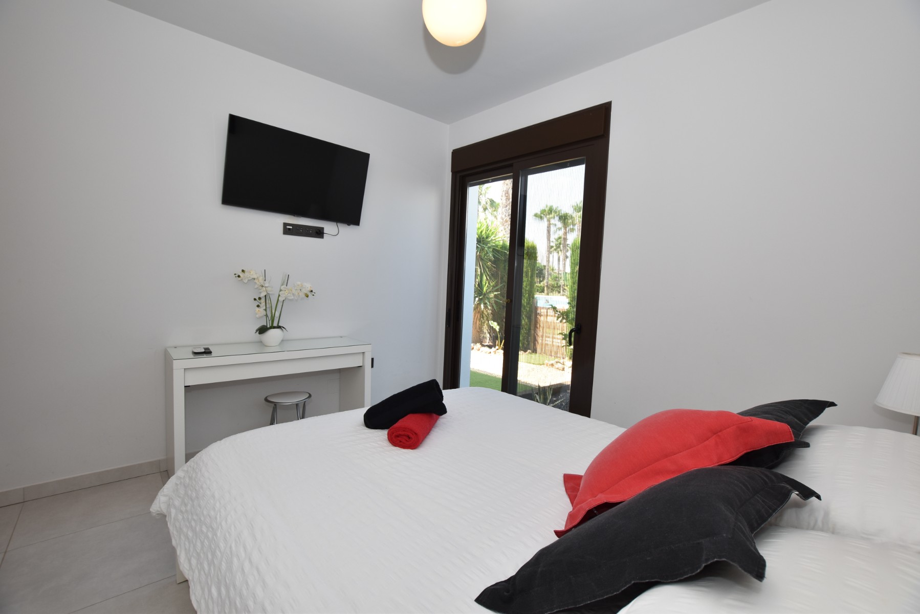 Living room in apartment for sale in Algorfa