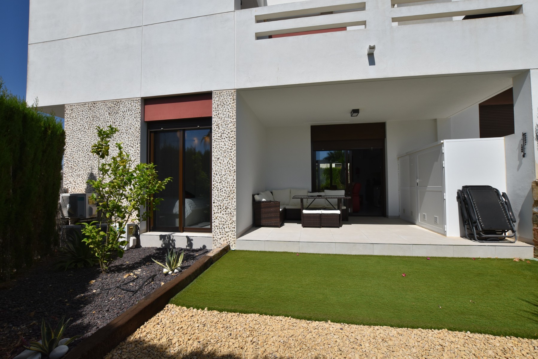 Bedroom in apartment for sale in Algorfa