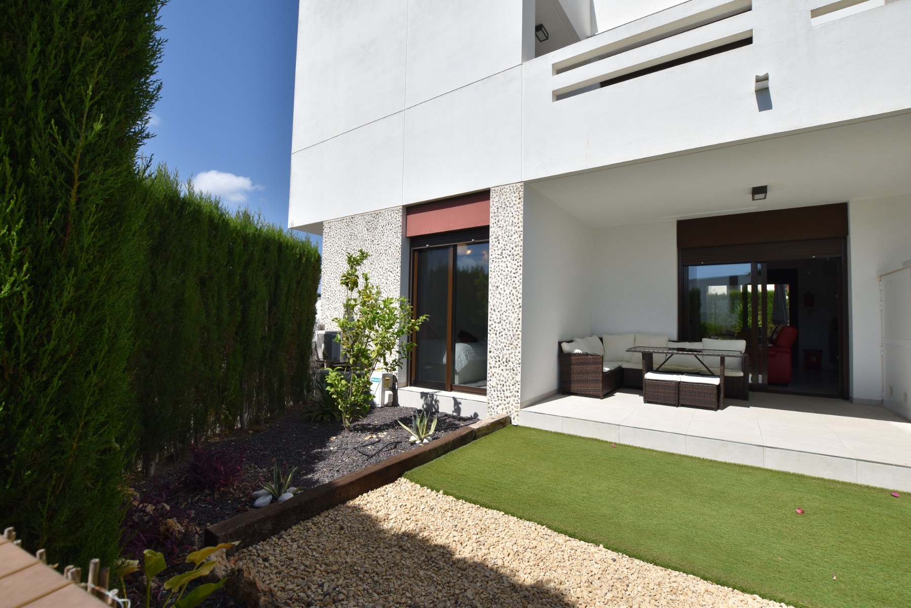 Master bedroom in apartment for sale in Algorfa