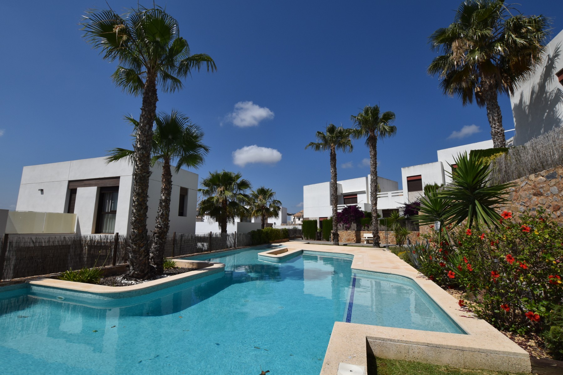 Garden in apartment for sale in Algorfa