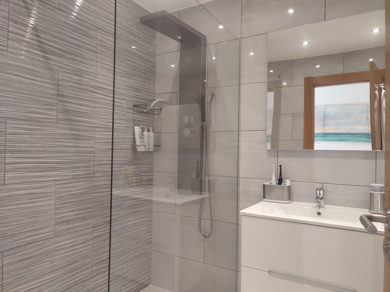 Master bedroom in penthouse for sale in Hacienda Riquelme Golf Resort