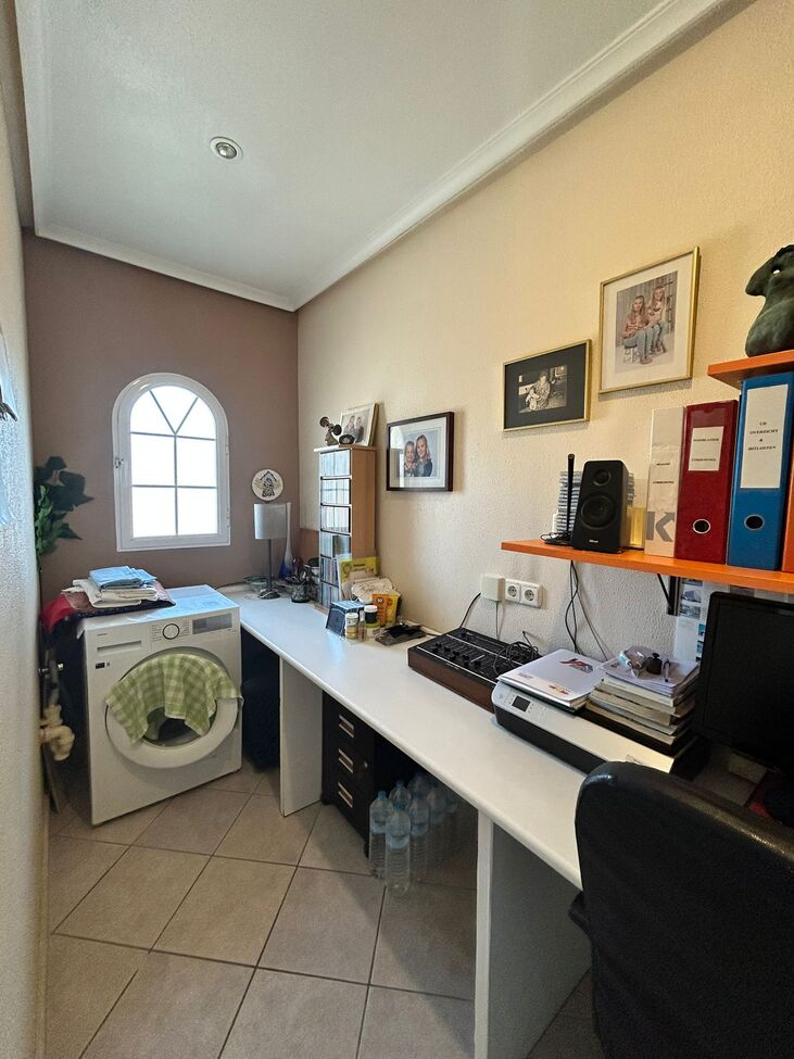 Kitchen in villa for sale in Torrevieja