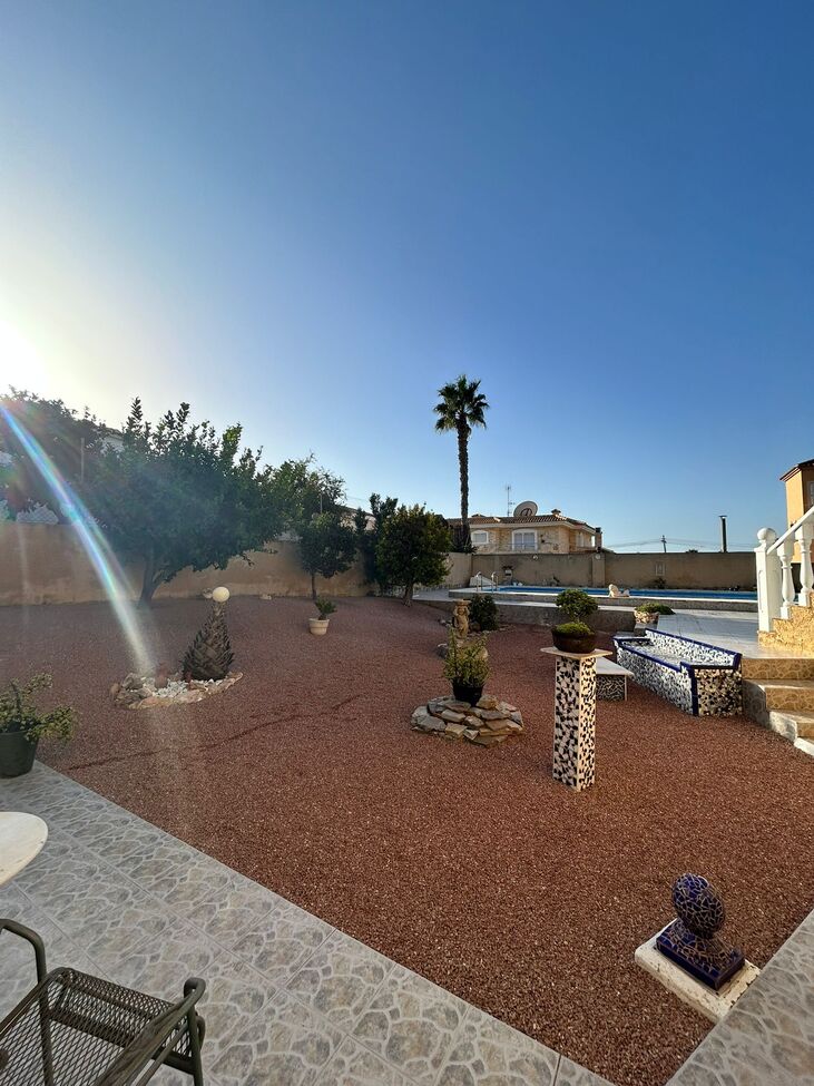 Bathroom in villa for sale in Torrevieja