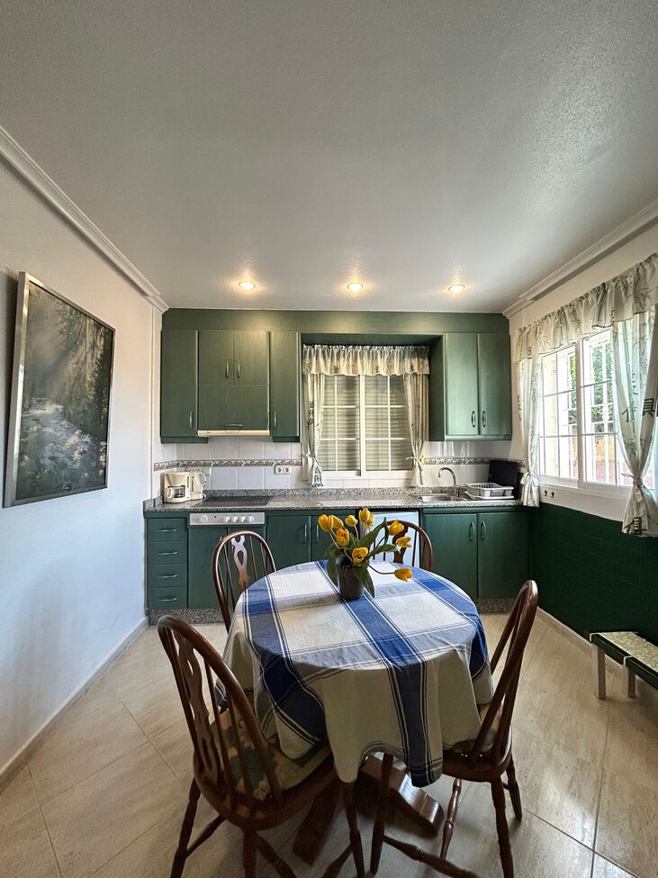 Terrace in villa for sale in Torrevieja