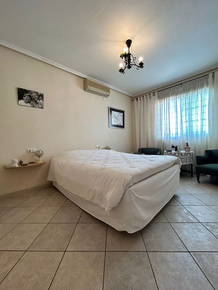 Living room in villa for sale in Torrevieja