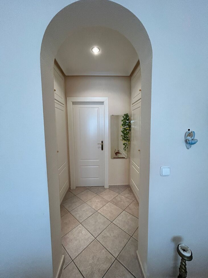 Bedroom in villa for sale in Torrevieja