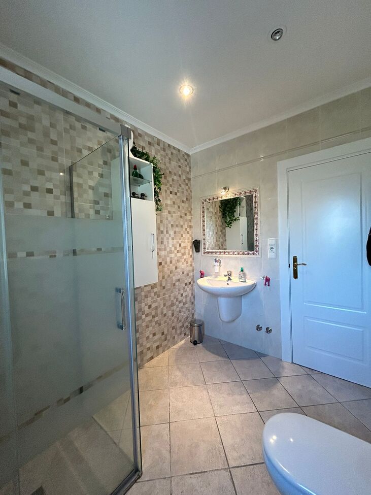 Terrace in villa for sale in Torrevieja