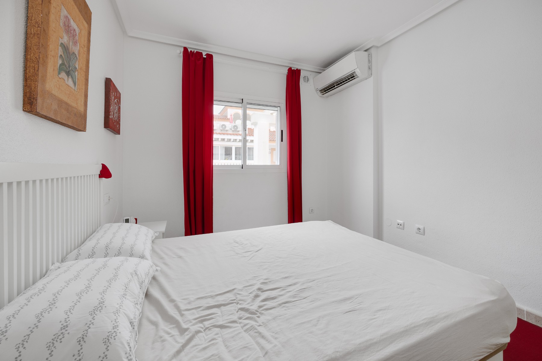 Dining area in apartment for sale in Orihuela Costa