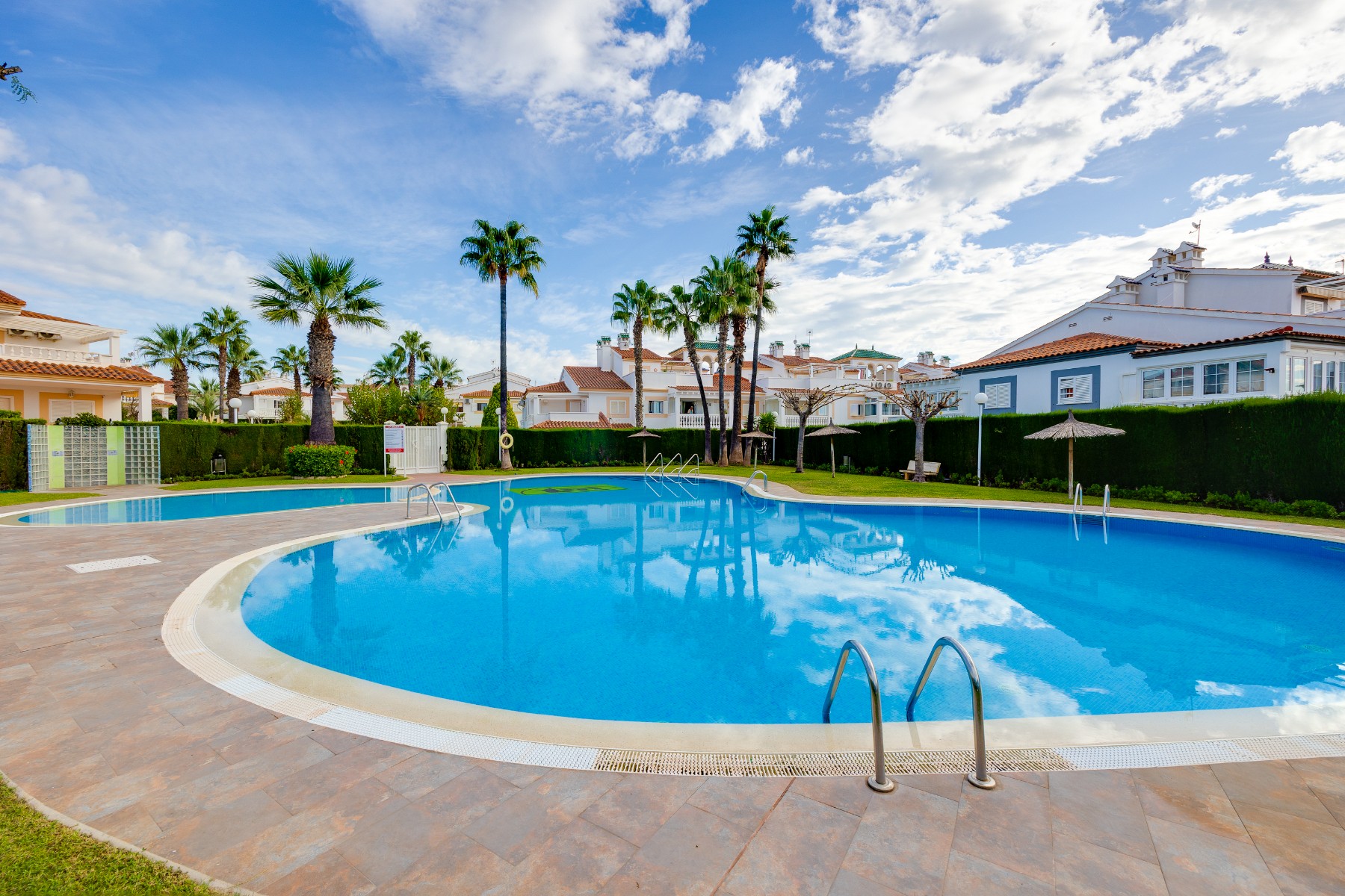 Terrace in apartment for sale in Orihuela Costa