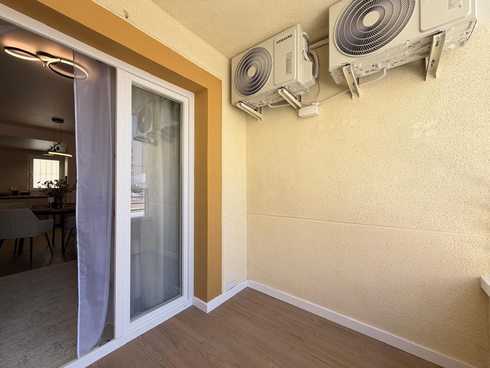 Bedroom in apartment for sale in Torrevieja