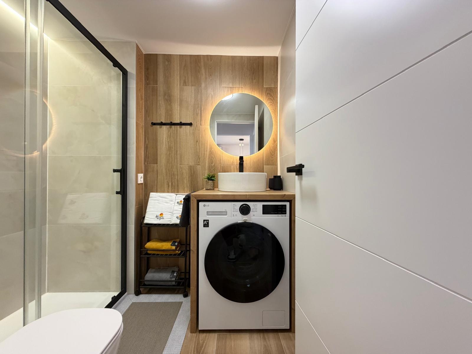 Bathroom in apartment for sale in Torrevieja