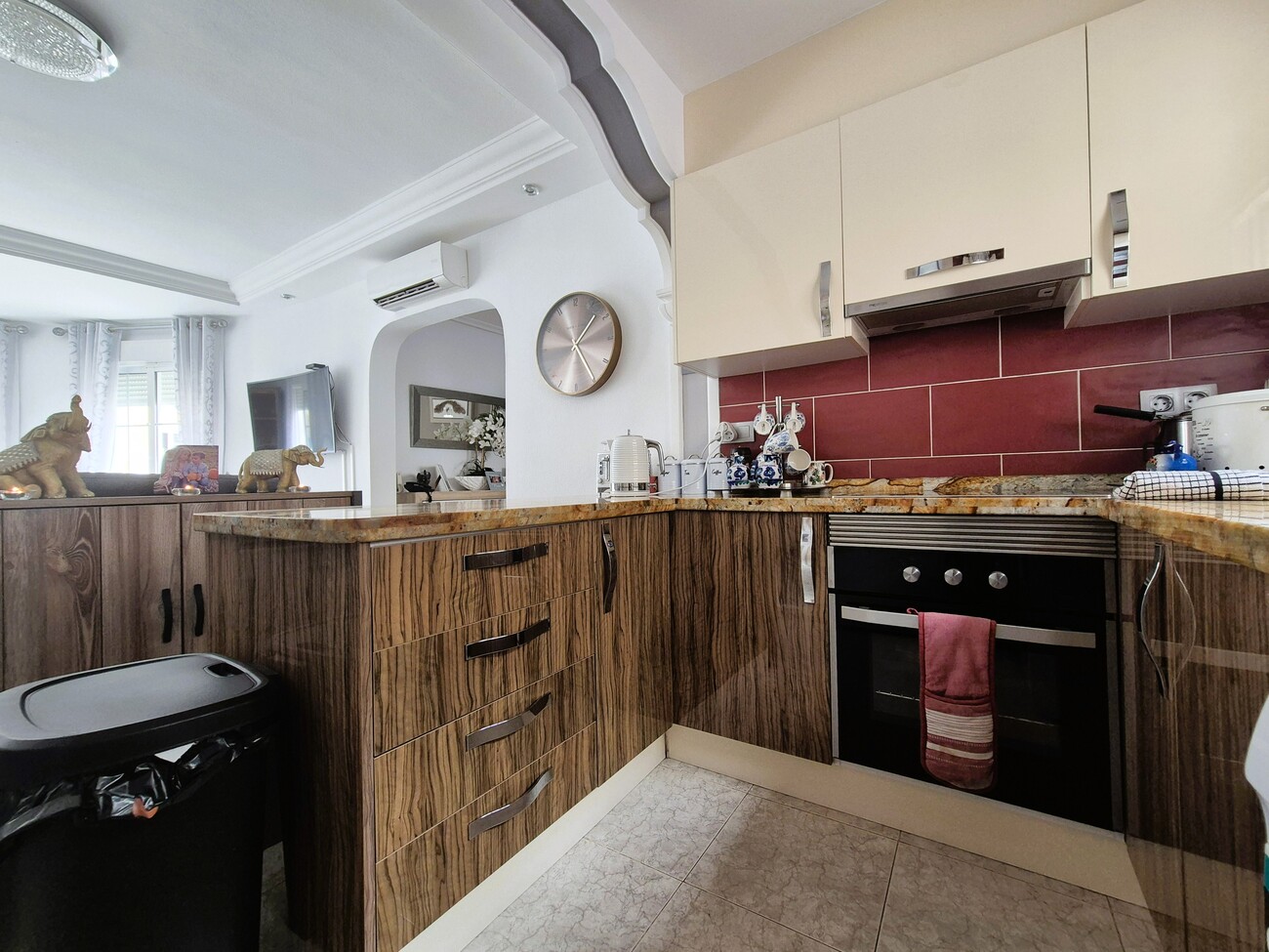 Terrace in villa for sale in Villamartin