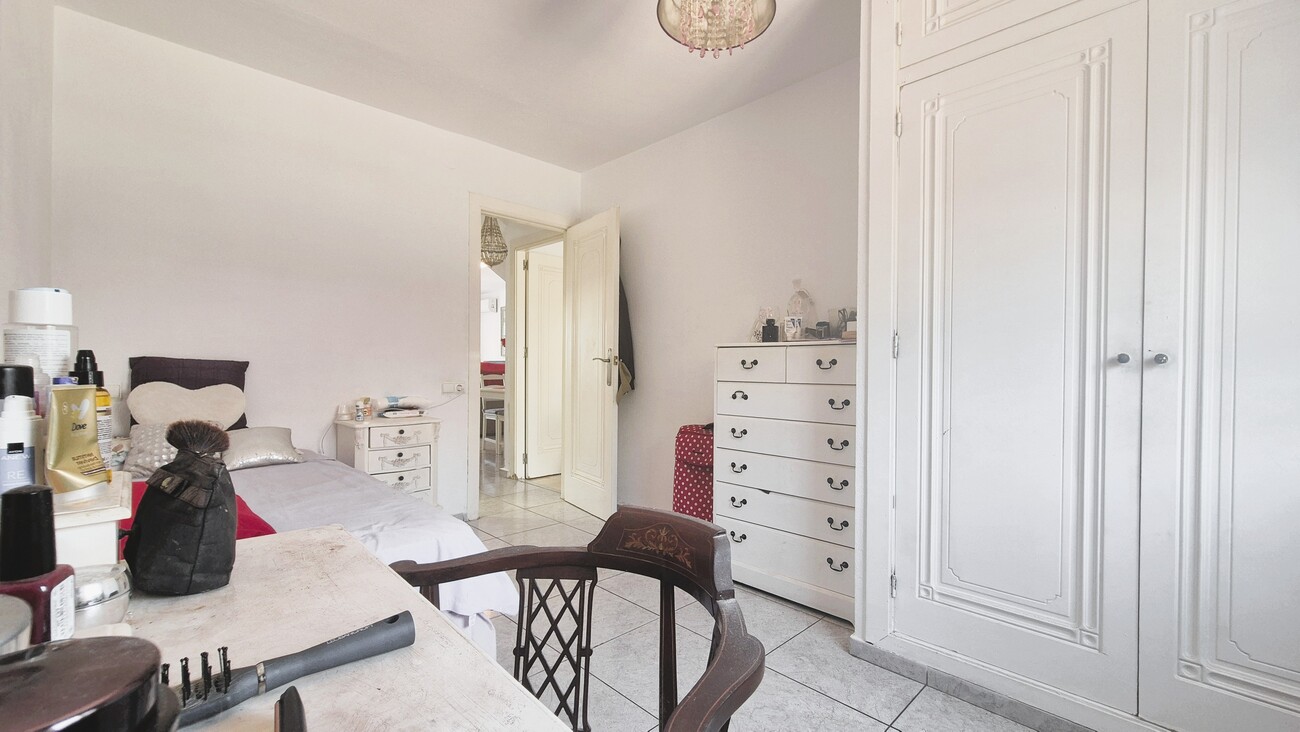 Master bedroom in terraced for sale in Los Dolses