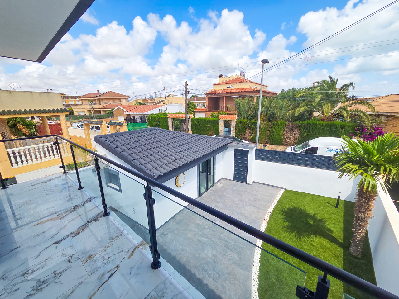 Exterior view in terraced for sale in Los Urrutias