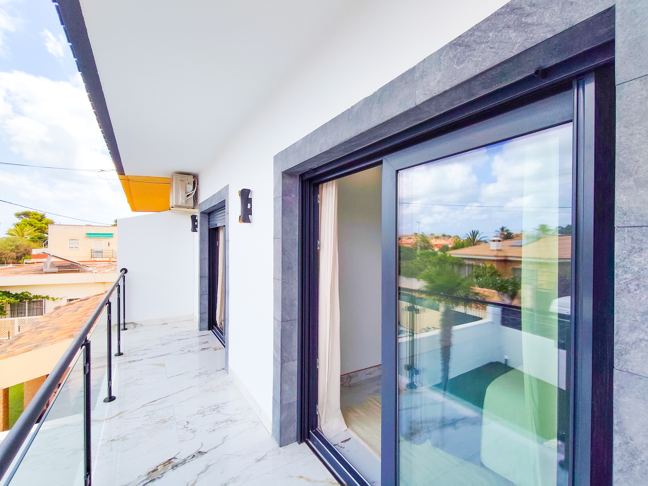 Living room in terraced for sale in Los Urrutias