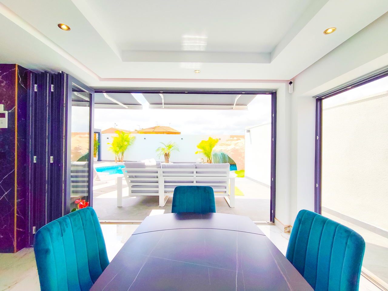 Bedroom in terraced for sale in Los Urrutias