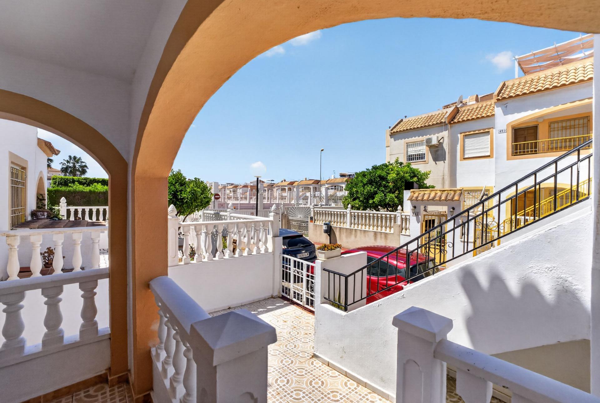 Garden in apartment for sale in Torrevieja