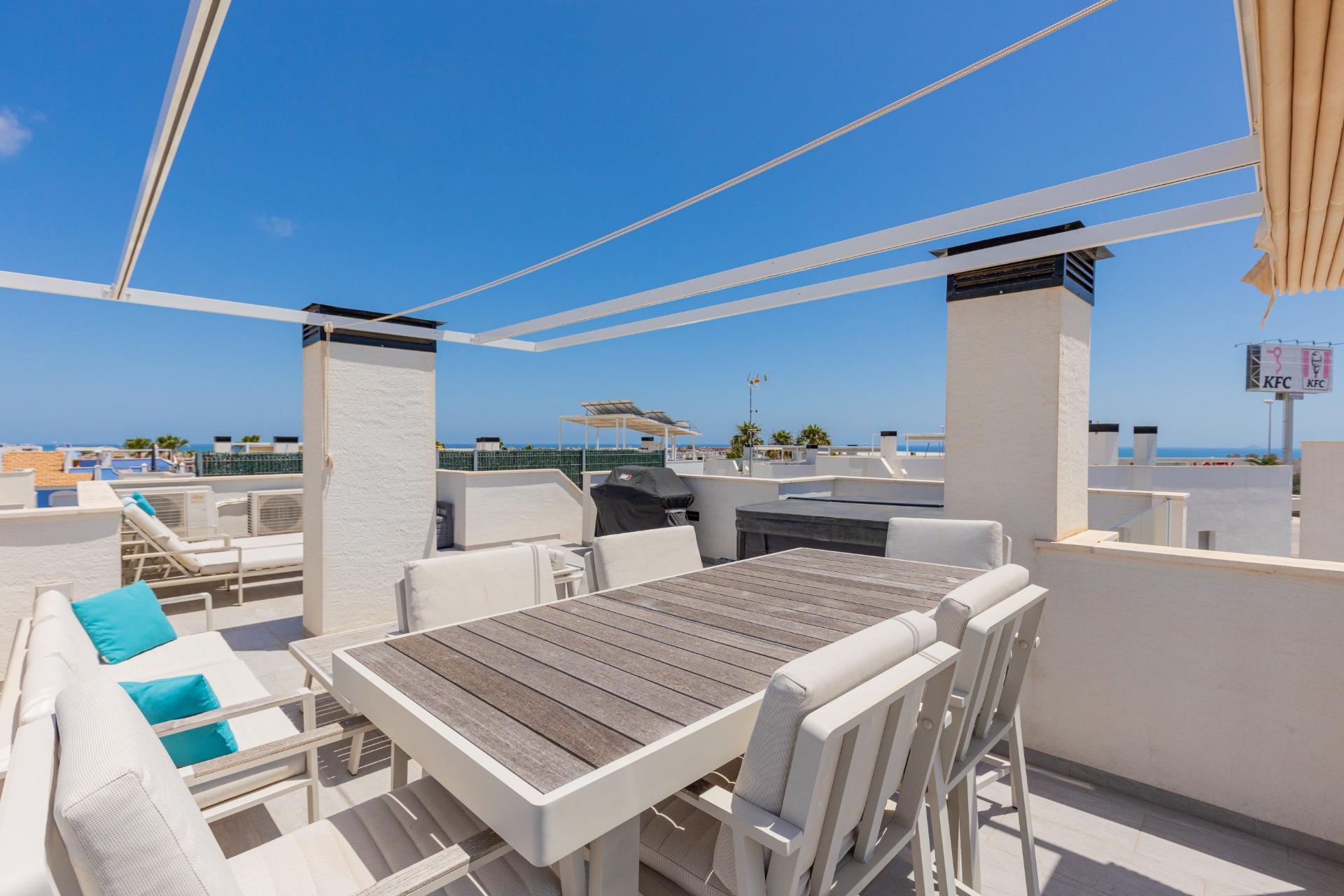 Bedroom in villa for sale in Orihuela Costa
