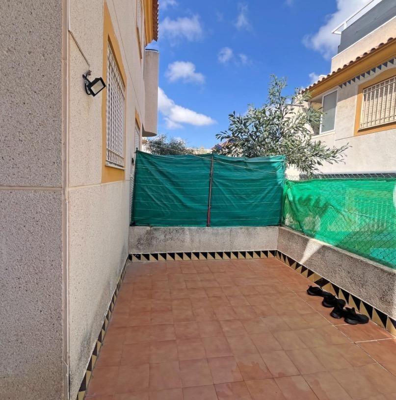 Exterior view in terraced for sale in Guardamar del Segura
