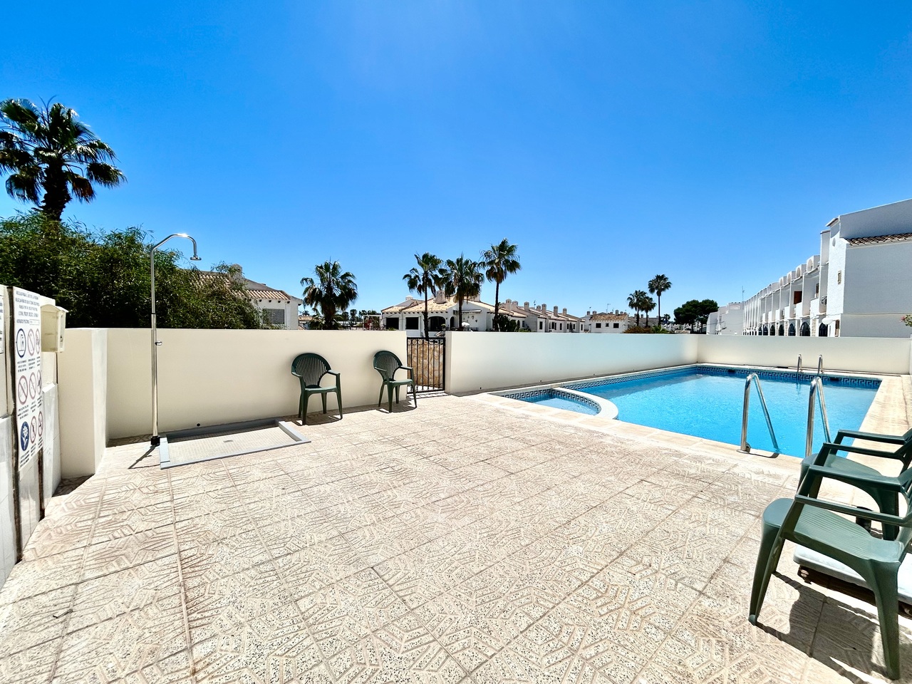 Bathroom in terraced for sale in La Zenia