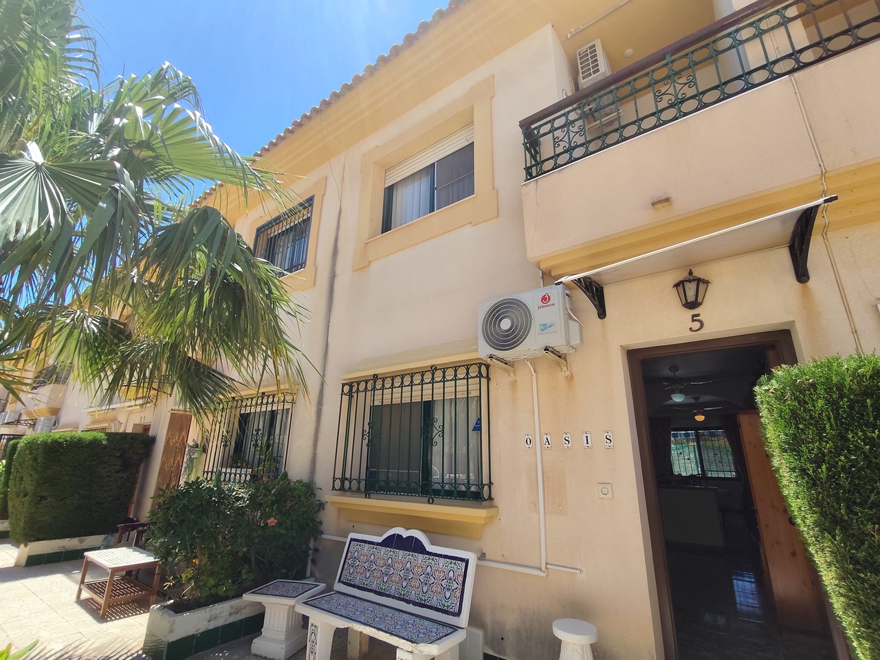 Garden in terraced for sale in La Zenia