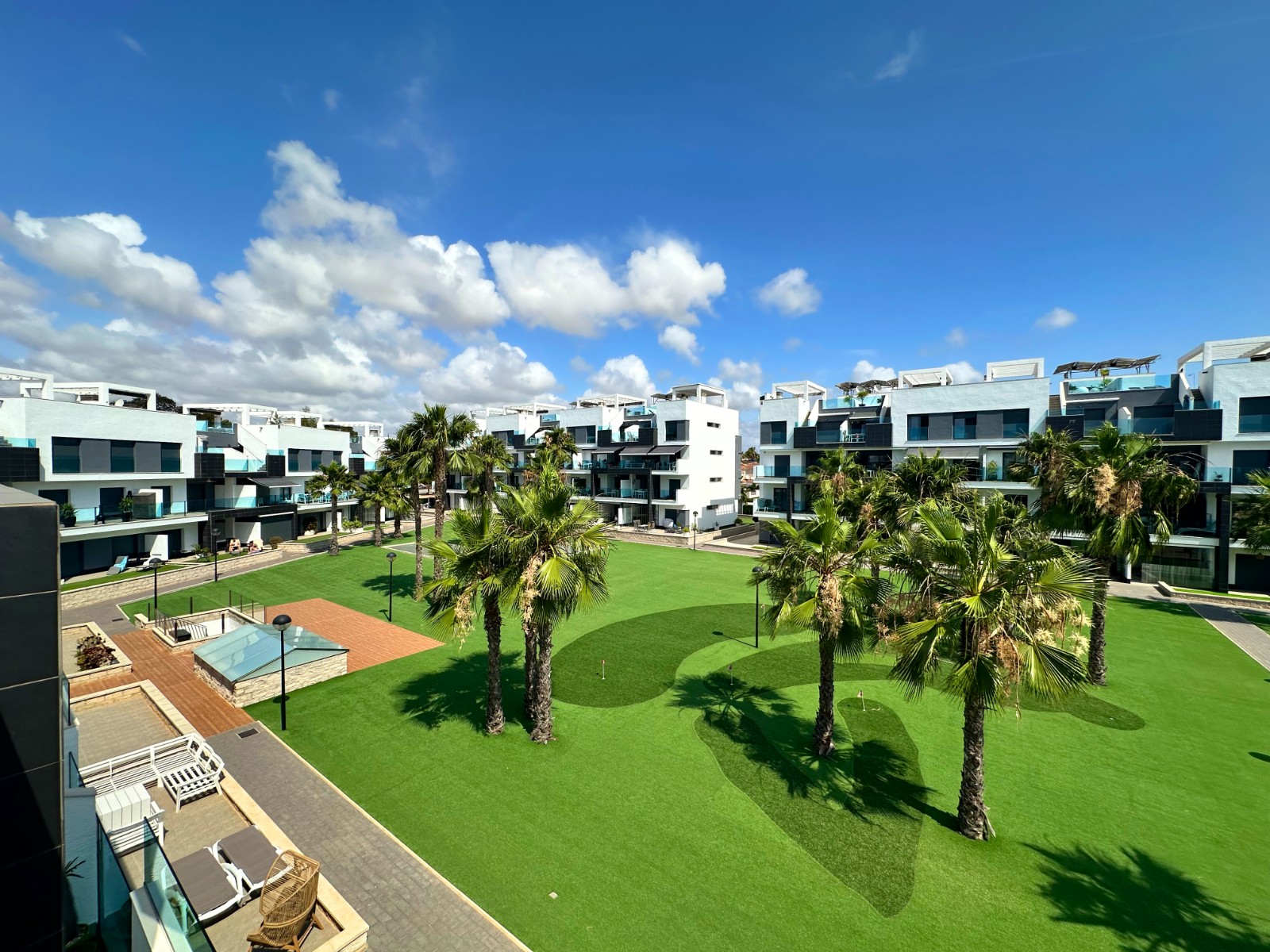 Bathroom in penthouse for sale in Guardamar del Segura