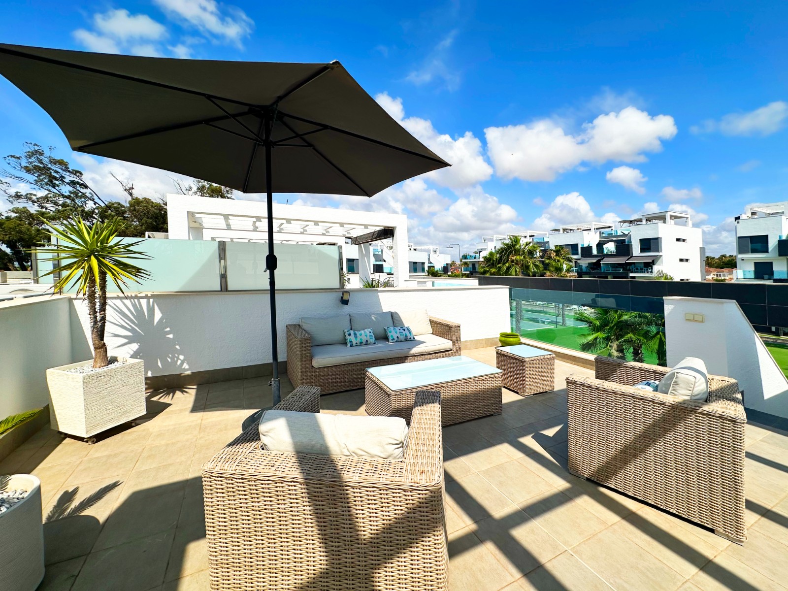 Terrace in penthouse for sale in Guardamar del Segura