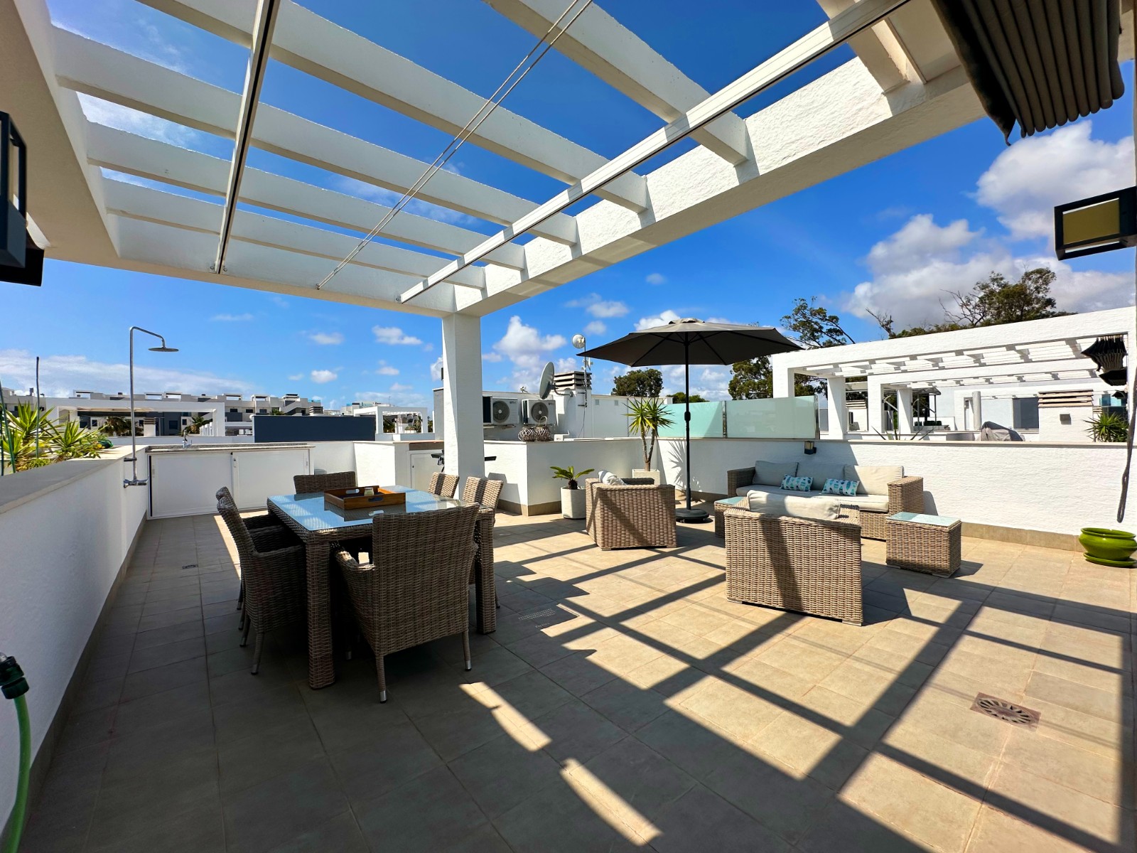 Dining area in penthouse for sale in Guardamar del Segura