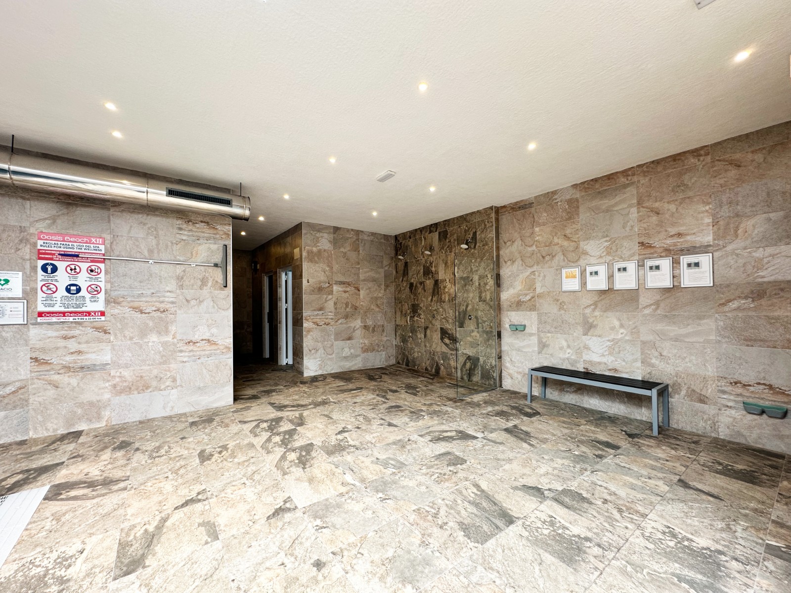 Dining area in penthouse for sale in Guardamar del Segura