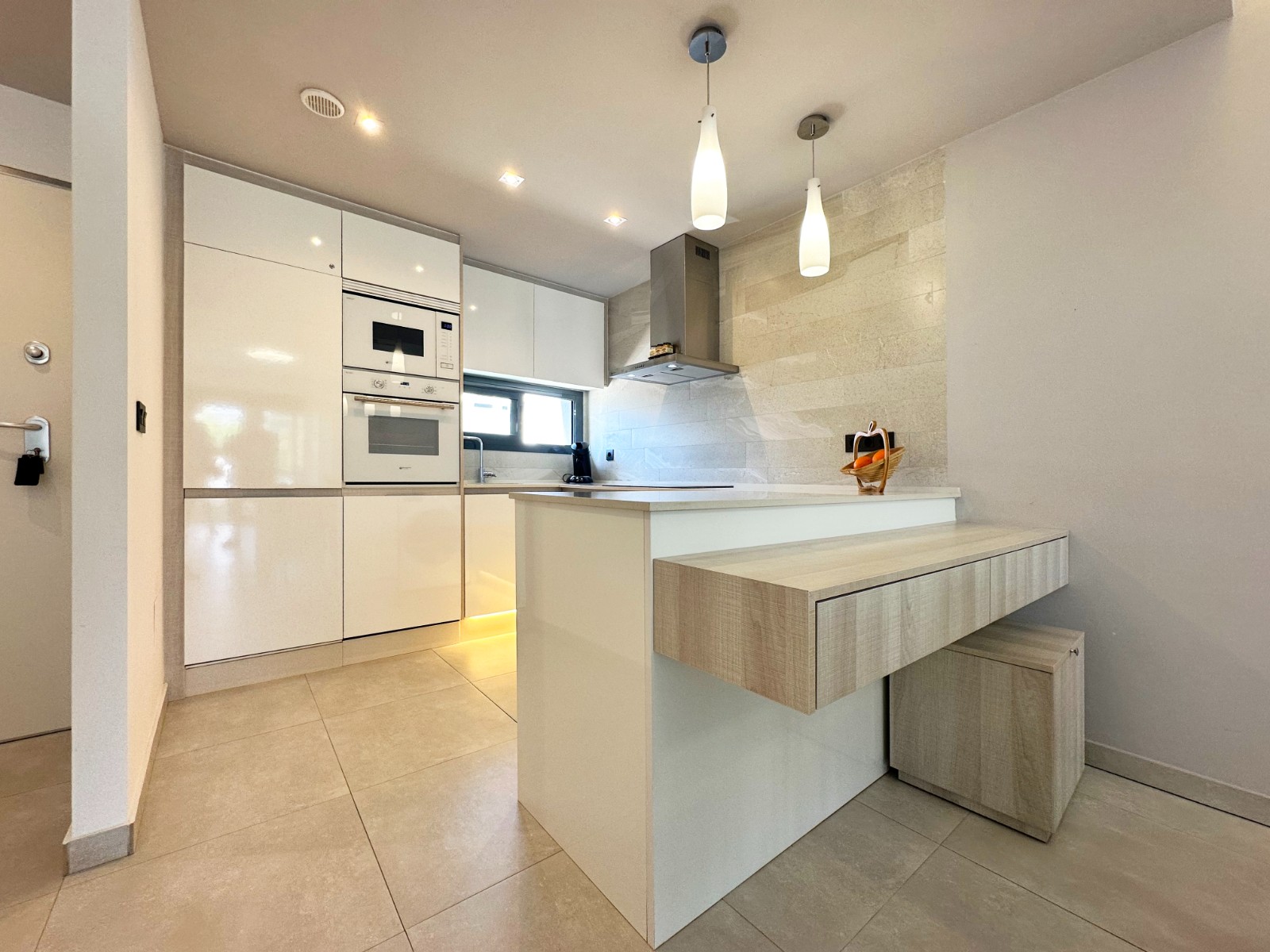 Bedroom in penthouse for sale in Guardamar del Segura