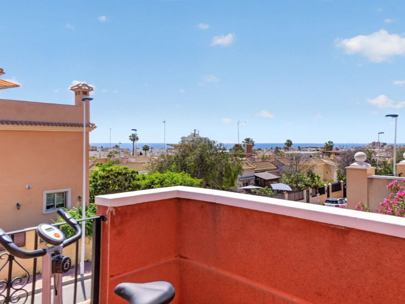 Master bedroom in terraced for sale in Torrevieja