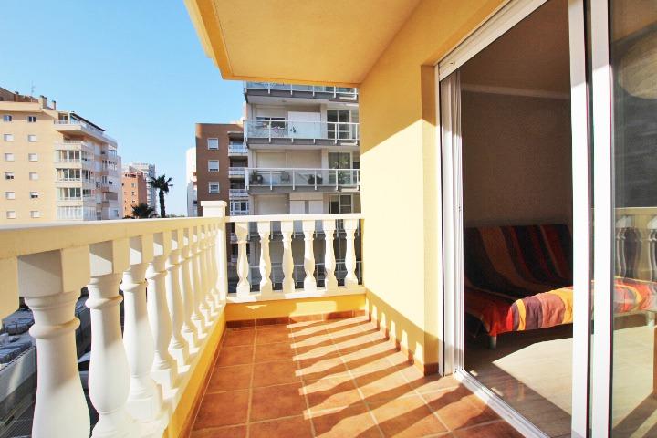 Dining area in apartment for sale in Guardamar del Segura