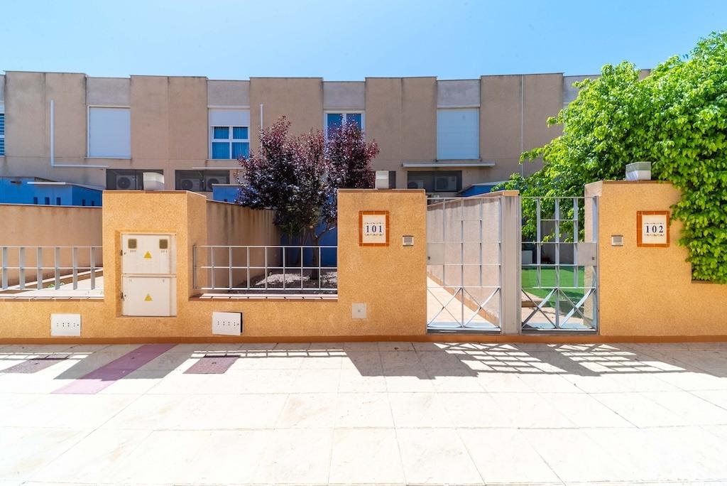 Terrace in terraced for sale in Orihuela Costa