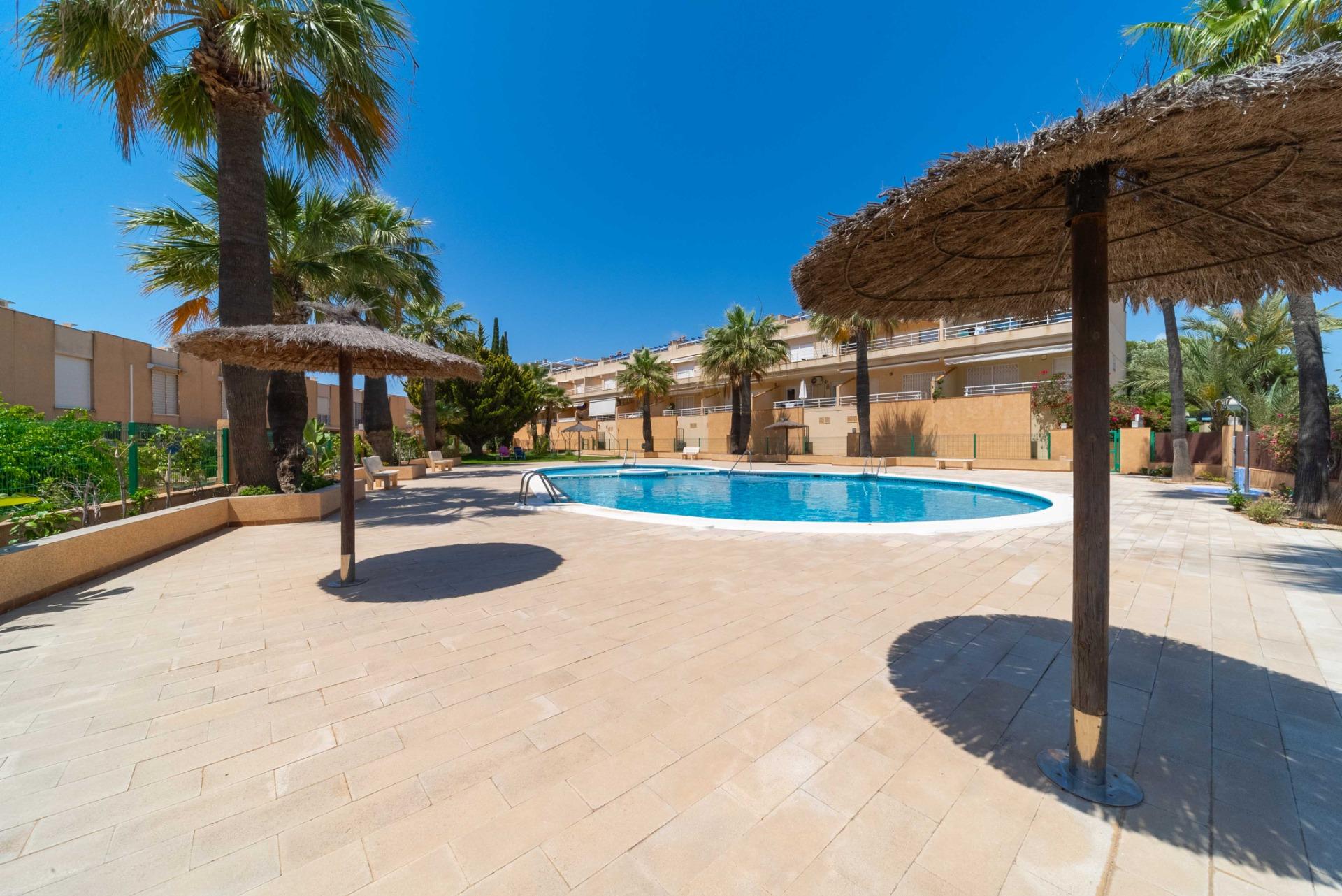Garden in terraced for sale in Orihuela Costa