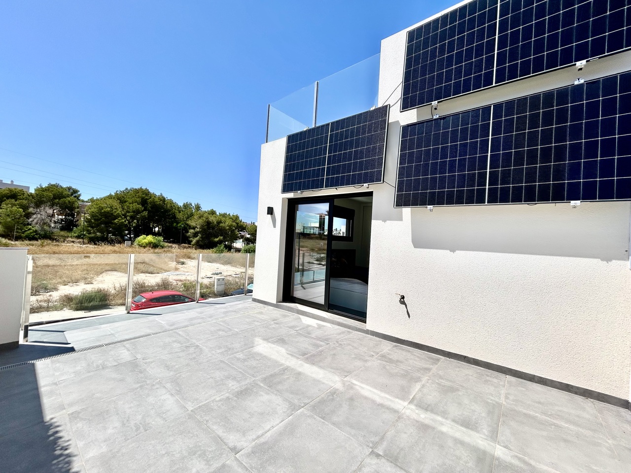 Bedroom in villa for sale in Villamartin