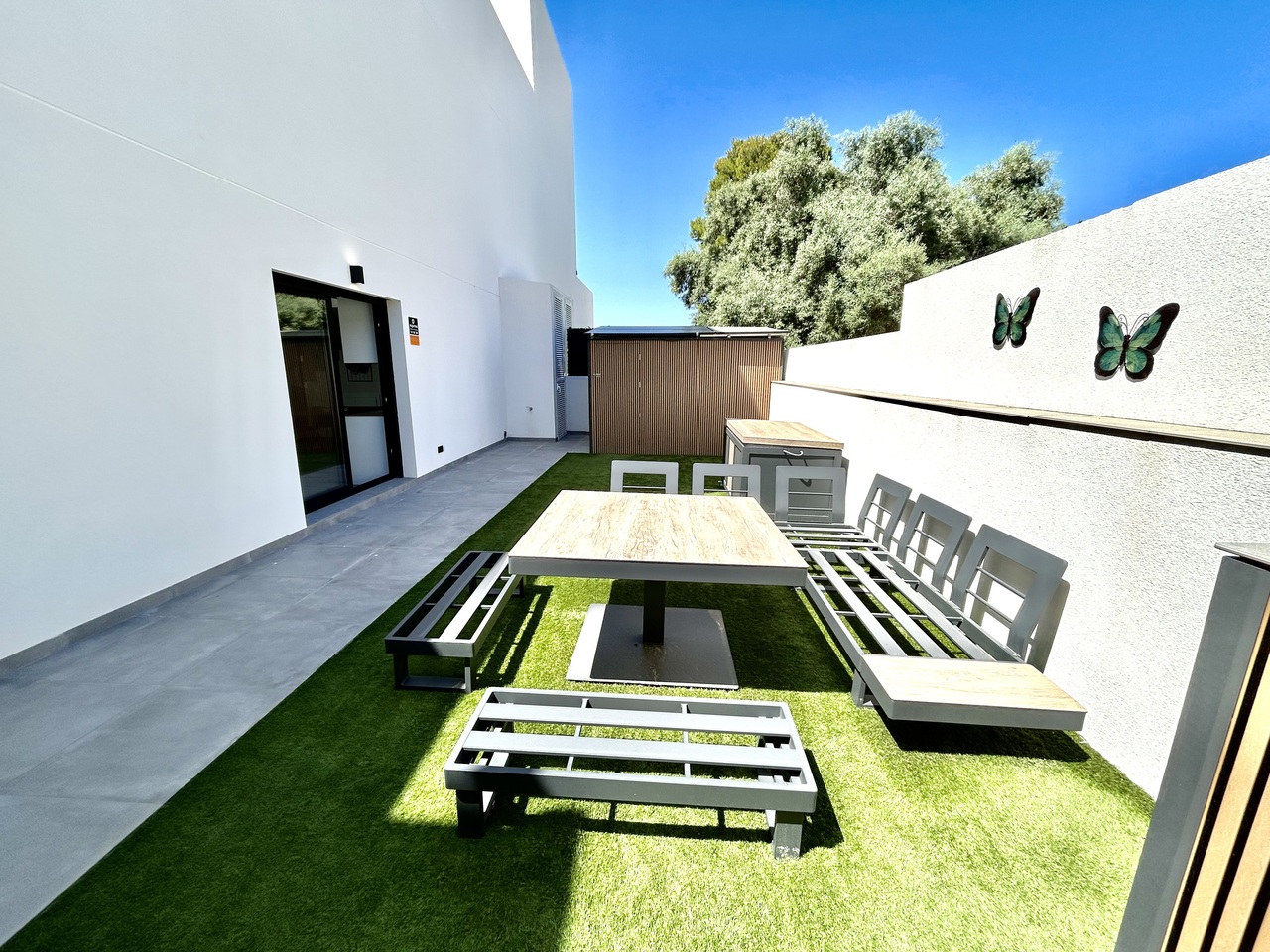 Dining area in villa for sale in Villamartin