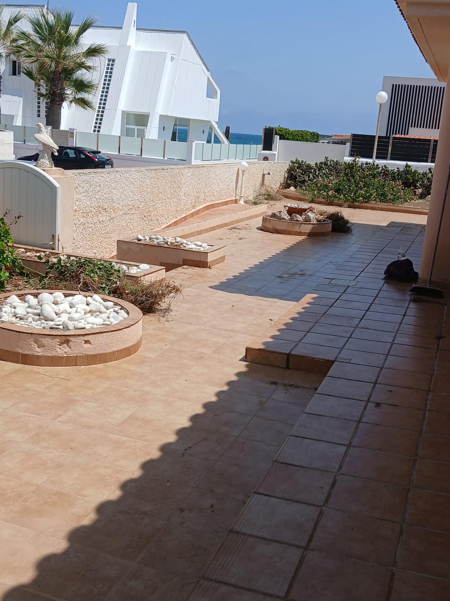 Kitchen in villa for sale in La Manga del Mar Menor