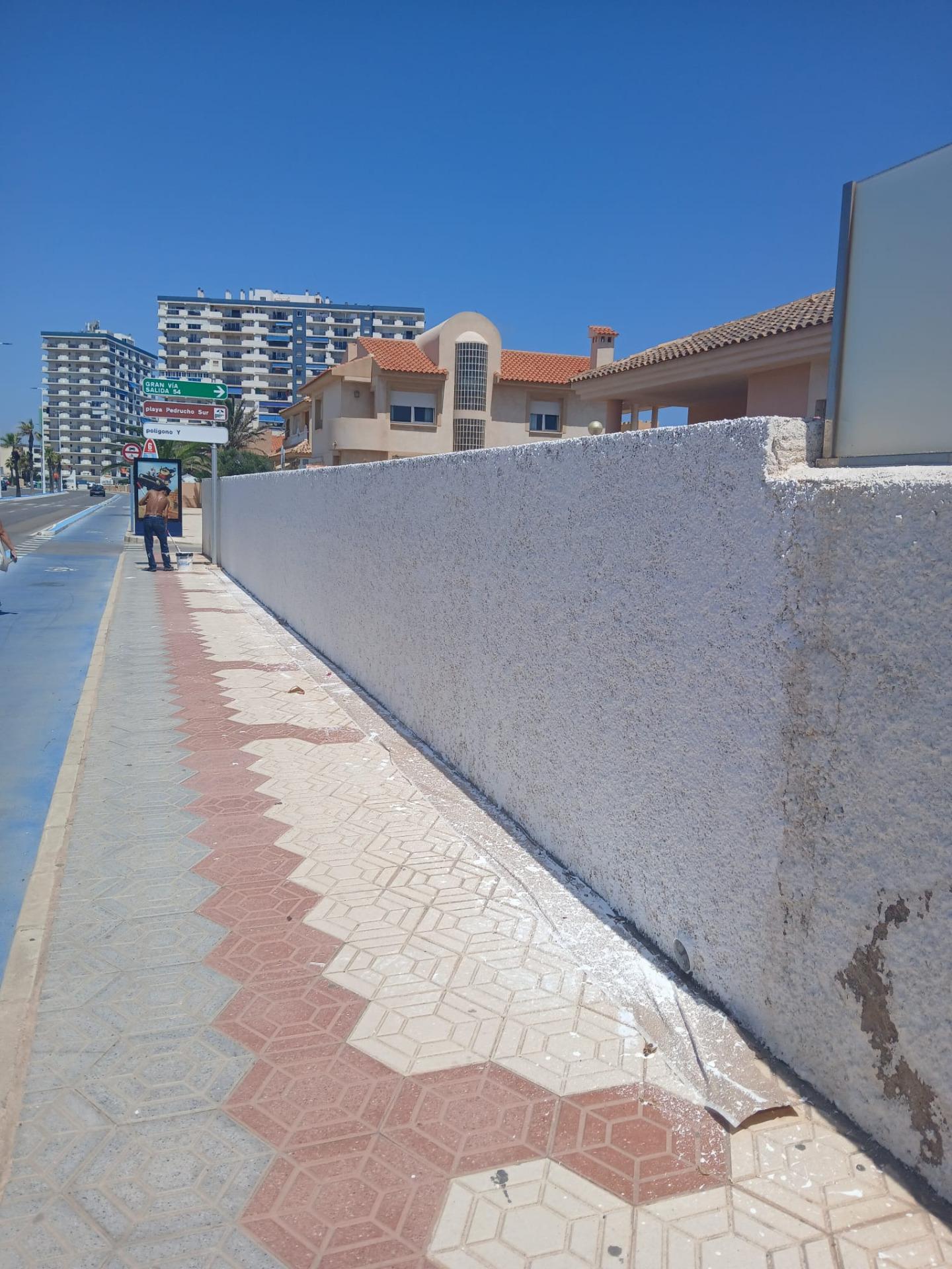 Terrace in villa for sale in La Manga del Mar Menor