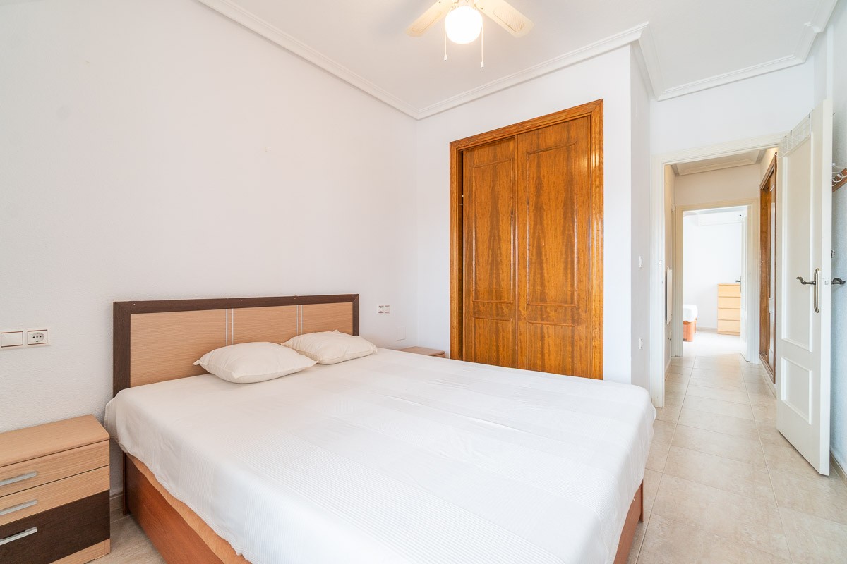 Bathroom in apartment for sale in Orihuela Costa
