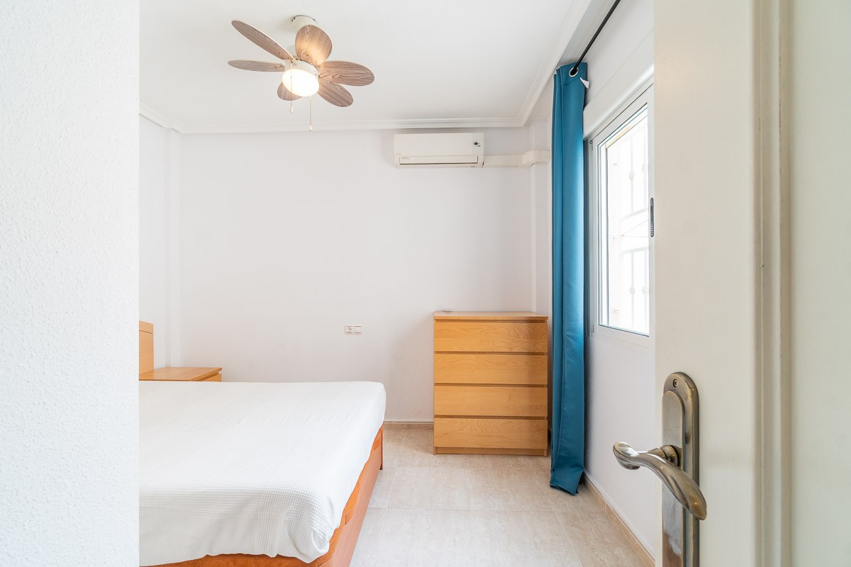 Dining area in apartment for sale in Orihuela Costa